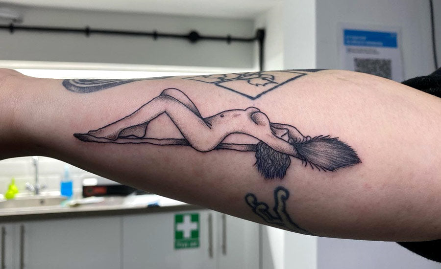 48 Elegant Naked Woman Tattoos That Are Currently Taking The Town By Storm!